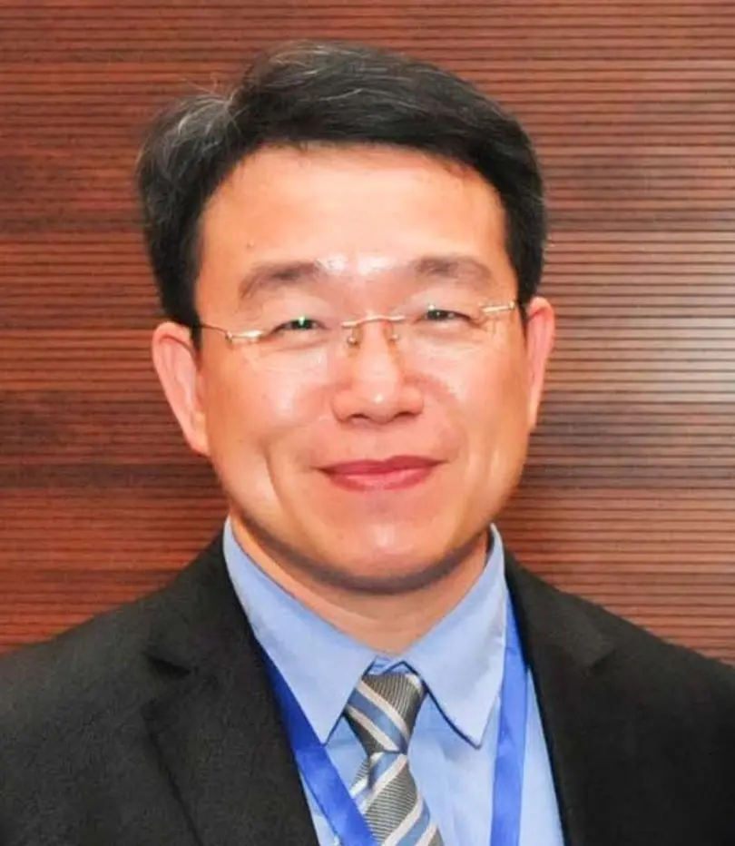 Passakon Prathombutr
